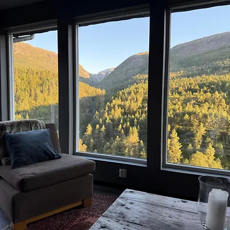 Fossen Bratte Mountain