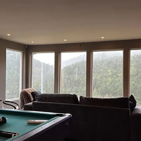 Fossen Bratte Mountain * Eikedalen