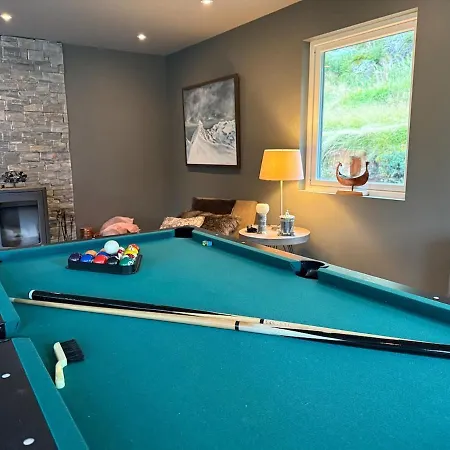 Fossen Bratte Mountain فيلة