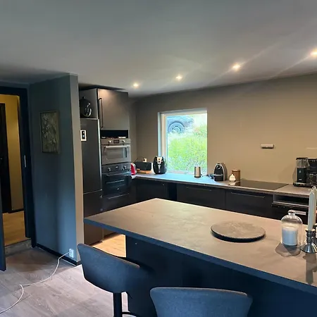 Fossen Bratte Mountain *