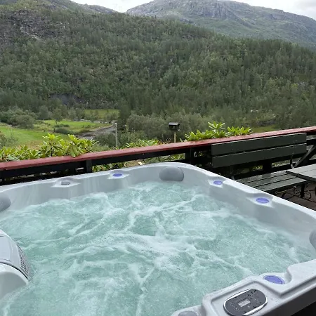 Fossen Bratte Mountain Villaer